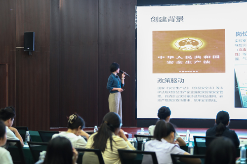 mmexport1751199824210